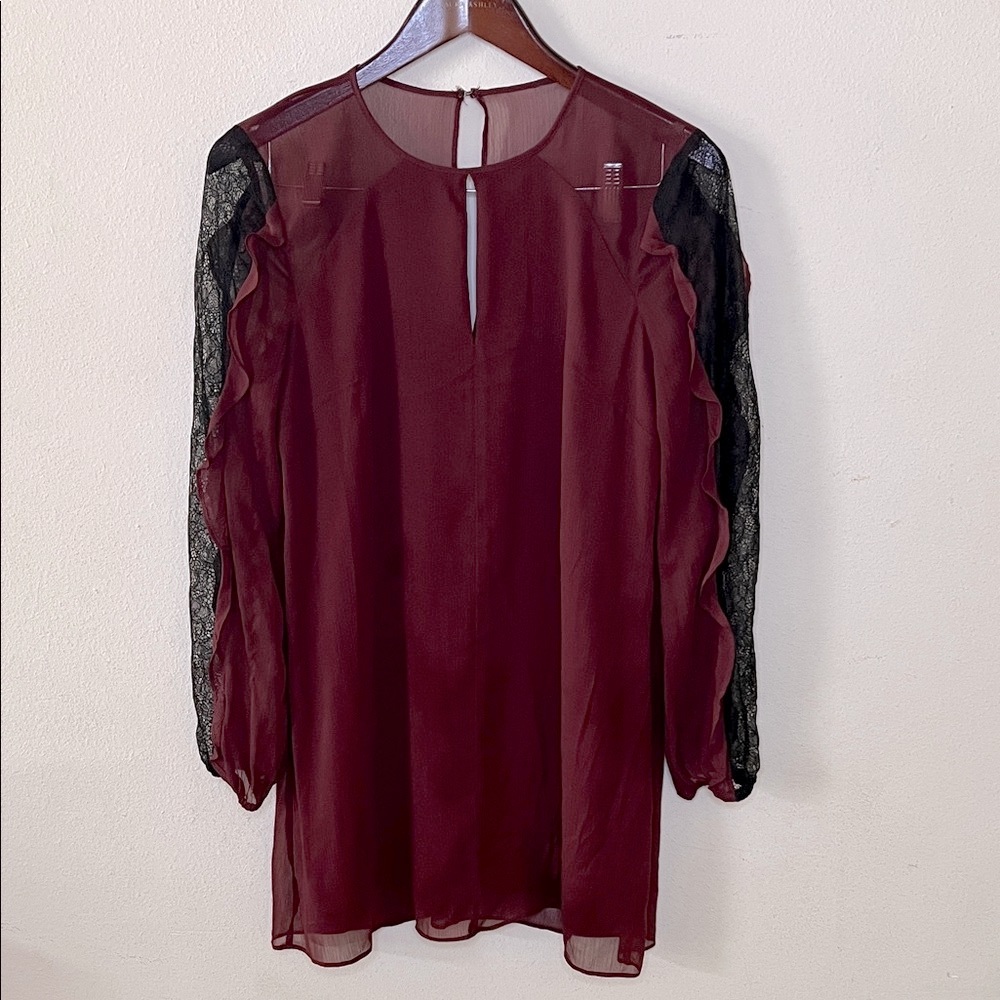 BCBGeneration Dress Sheer Lace Long-Sleeve Ruffles Sz Small Party